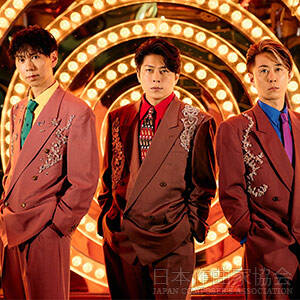 LAST FIRST   (日本コロムビア)