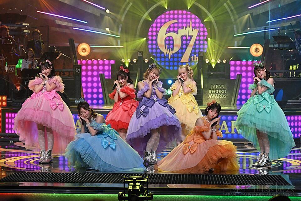 「かがみ」 FRUITS ZIPPER<br>作曲・作詩・編曲:ヤマモトショウ