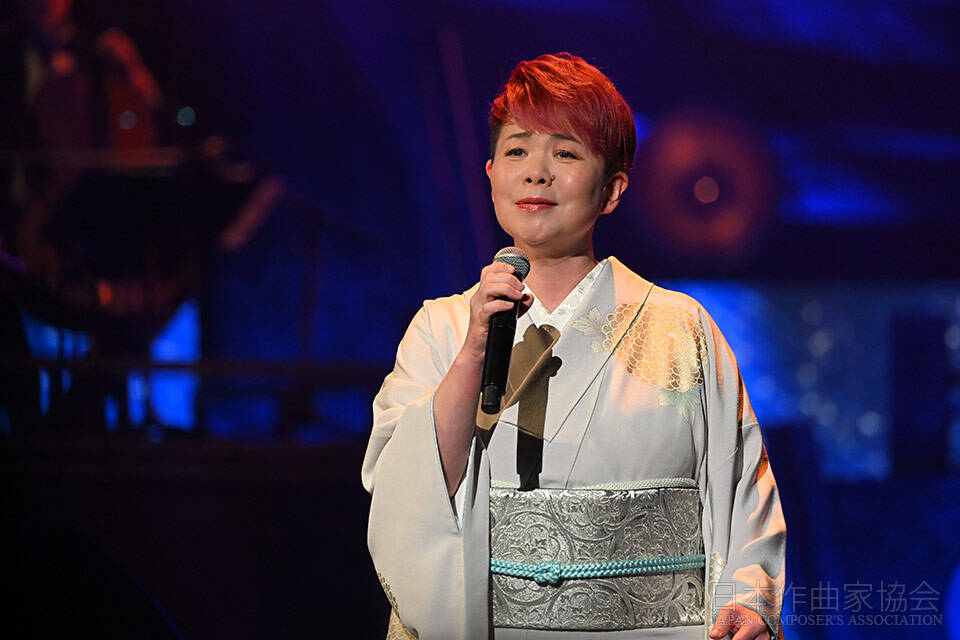 「舟唄」<br>歌手:八代亜紀 作曲:浜 圭介 作詩:阿久 悠<br>歌唱者:島津亜矢